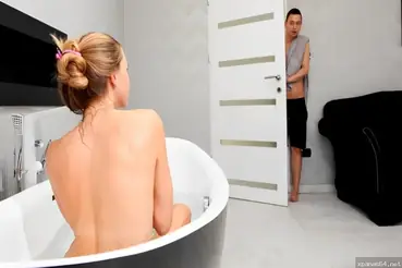 Bokep Barat Ngewe Kakak Tiri Pas Ortu Pergi, Memeknya Langsung Banjir